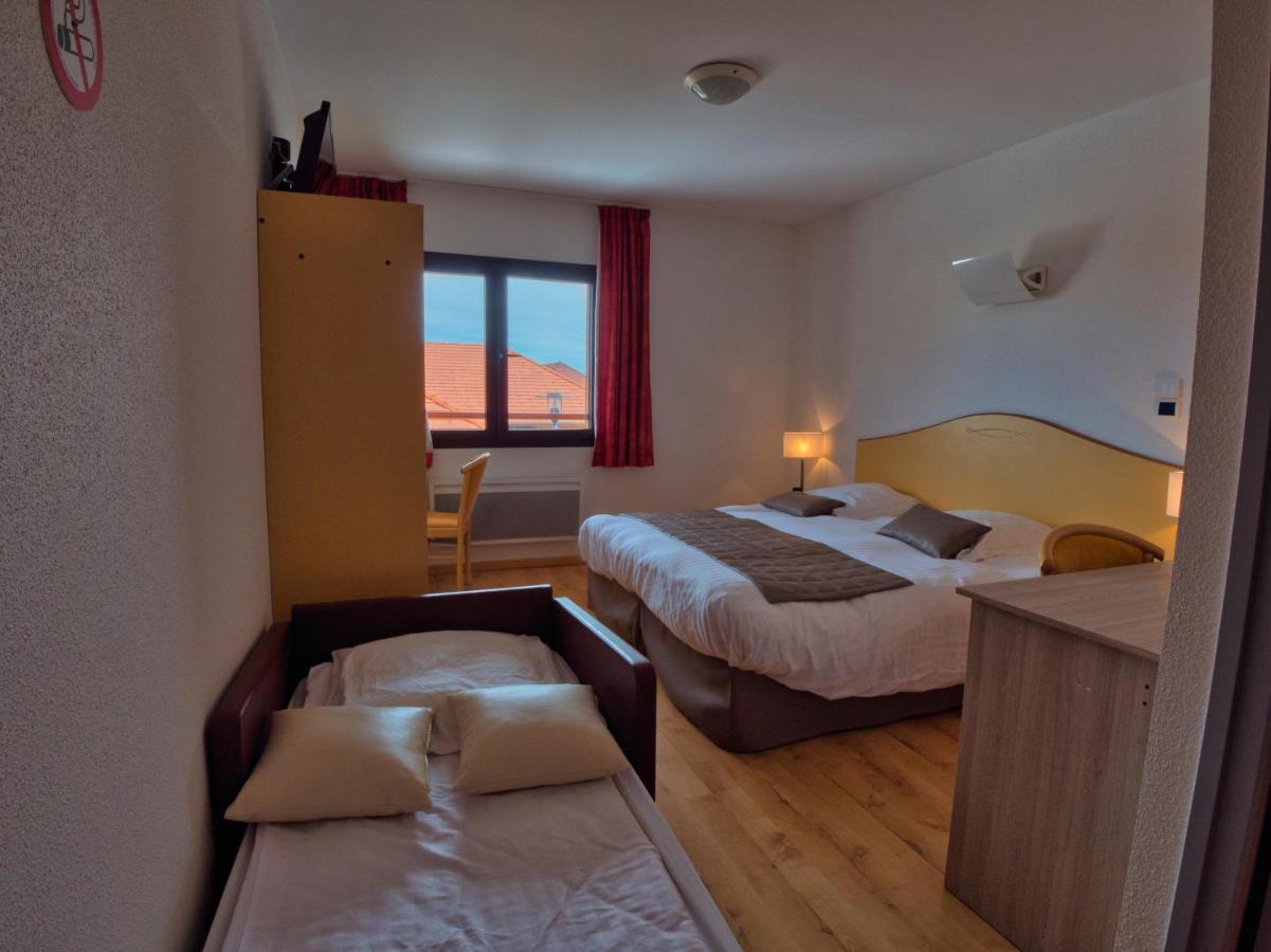 Le Champ Des Lys Hotel Amancey Bagian luar foto