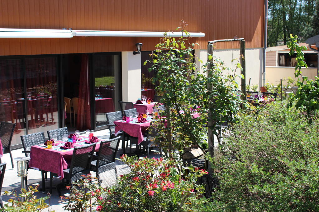 Le Champ Des Lys Hotel Amancey Bagian luar foto