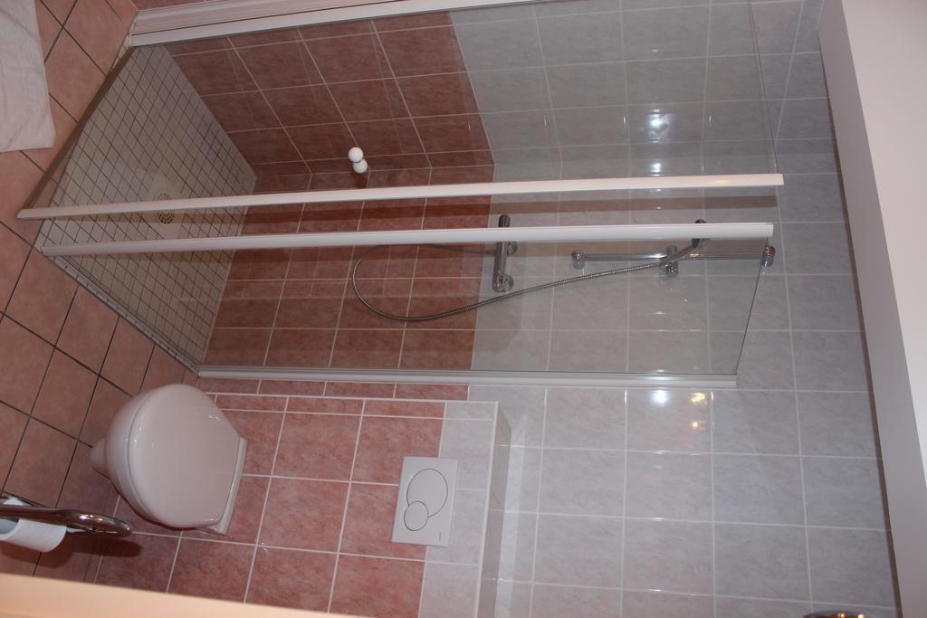 Le Champ Des Lys Hotel Amancey Bagian luar foto