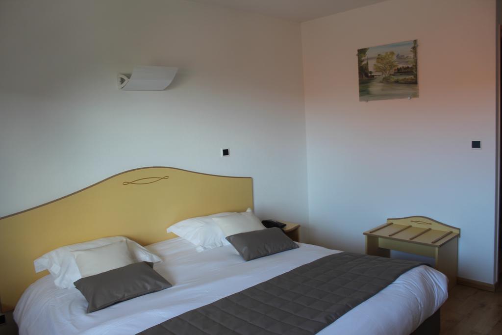 Le Champ Des Lys Hotel Amancey Bagian luar foto