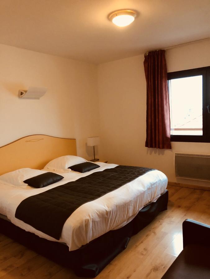 Le Champ Des Lys Hotel Amancey Bagian luar foto